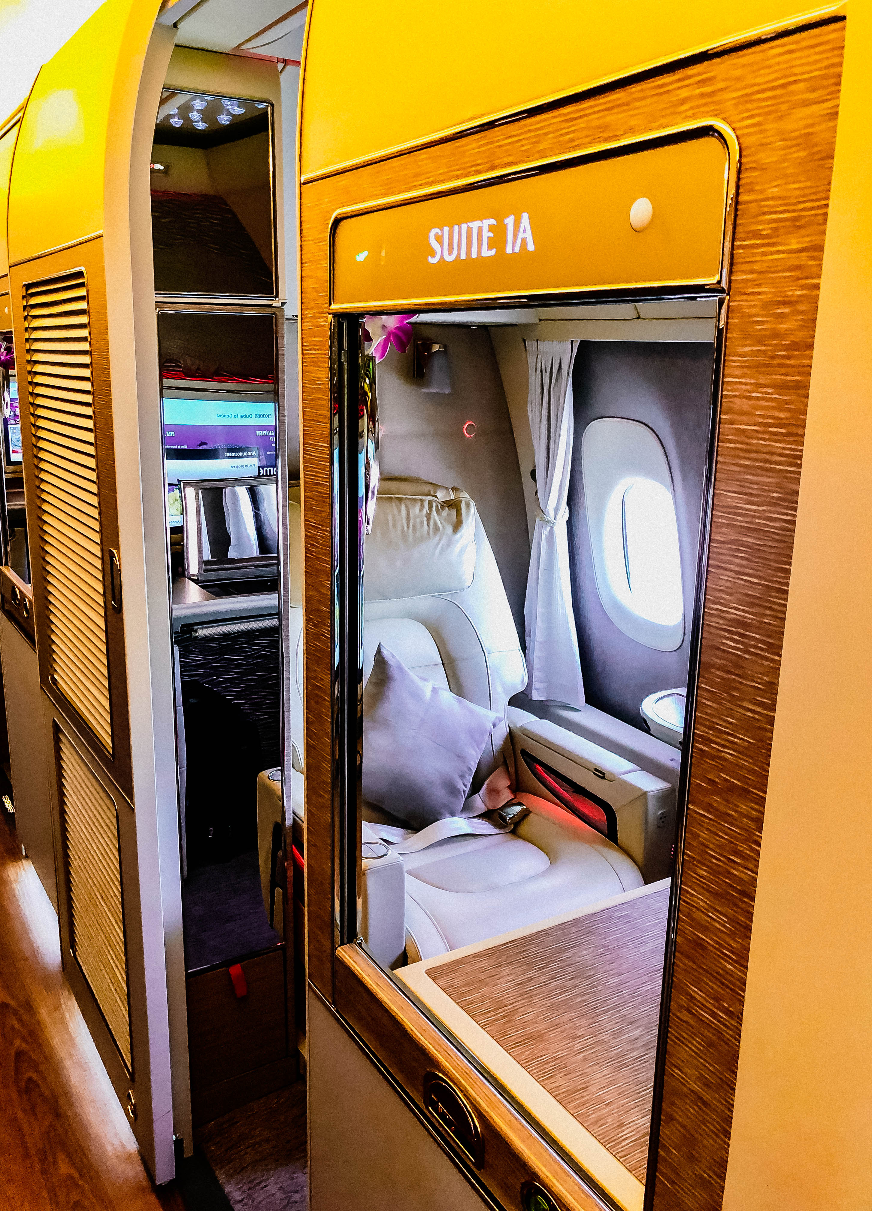 First class airplane amenities you'll totally envy